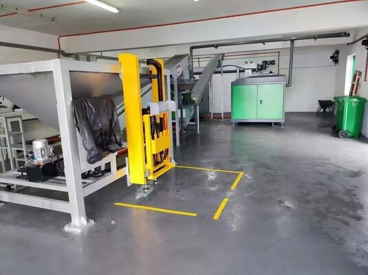 Perlengkapan Kompos Industri Listrik Tanpa Bau 1000KG Kapasitas Pengolahan Harian 24H Siklus Pengolahan Penguraian Mikrobial